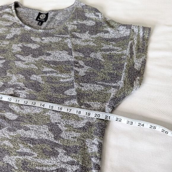 Bobeau Short Sleeve Hacci T-Shirt in Green Camo - Picture 8 of 10